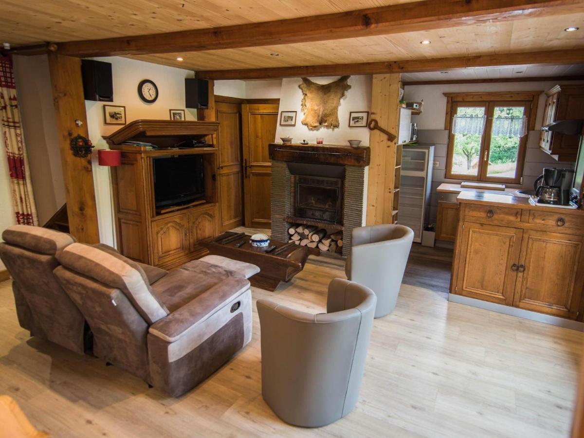 Charming Chalet In Ventron With Terrace Экстерьер фото