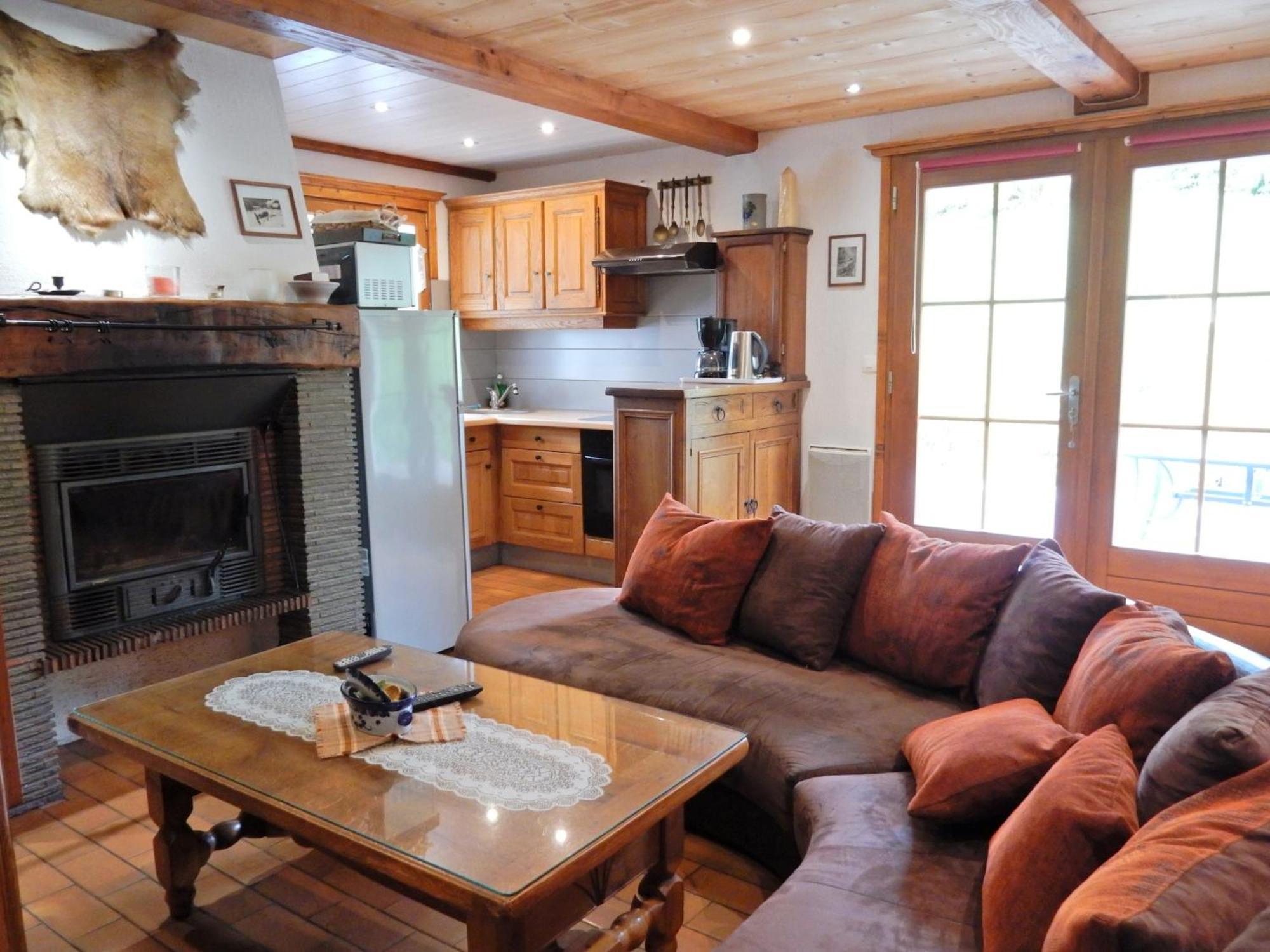 Charming Chalet In Ventron With Terrace Экстерьер фото